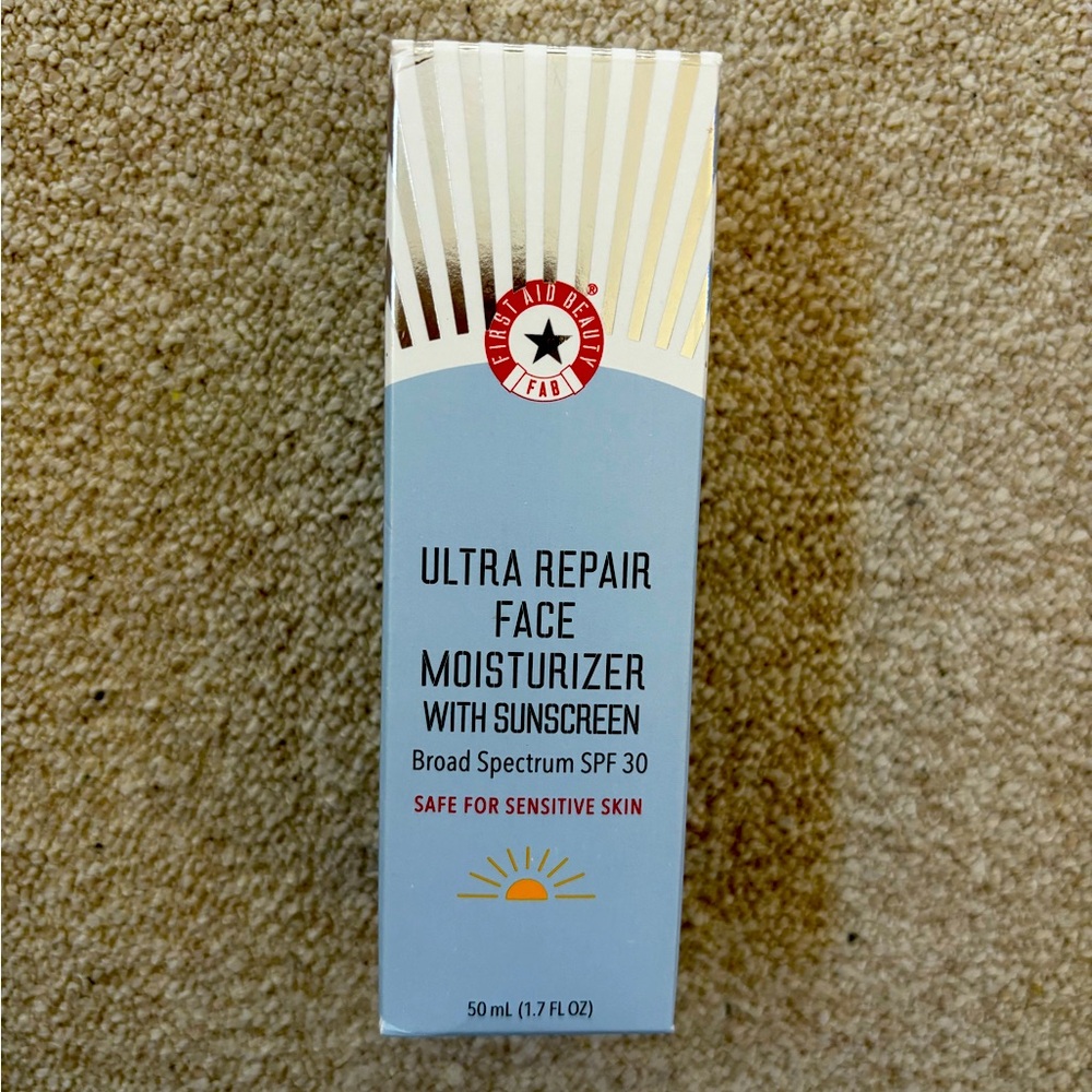 NIB First Aid Beauty Ultra Repair Face Moisturizer with sunscreen SPF 30